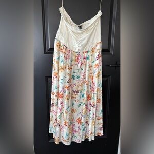 Torrid Cream Floral Strapless Maxi Dress